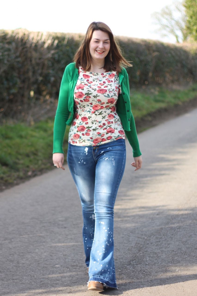 flared jeans with floral top