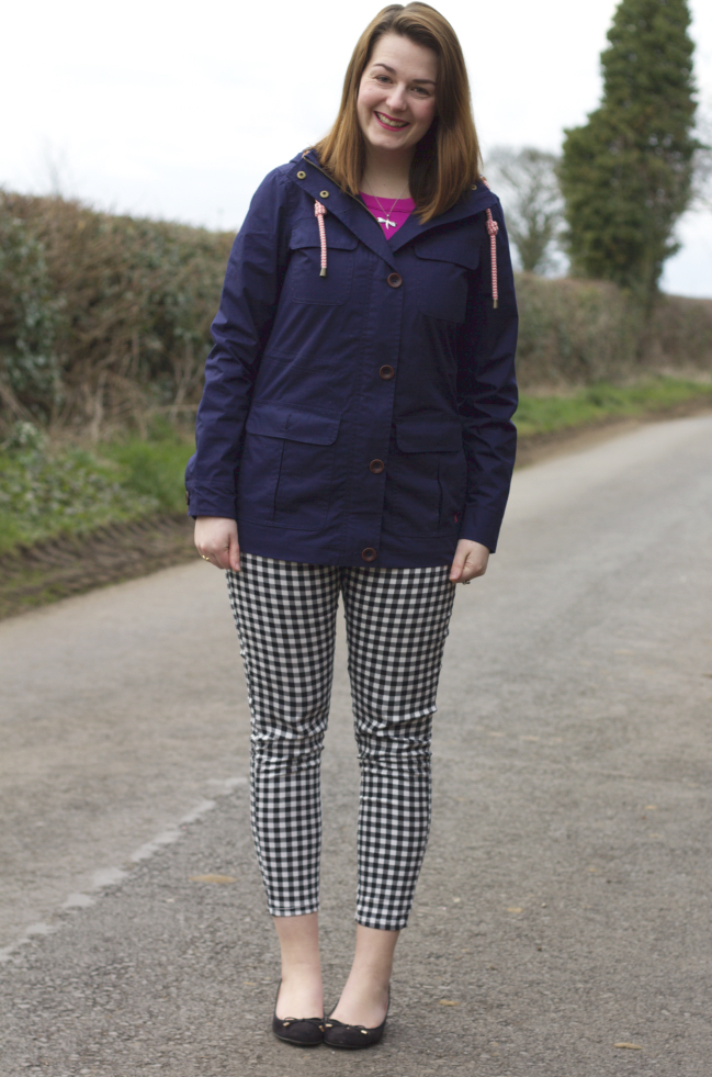 Gingham trousers with raincoat