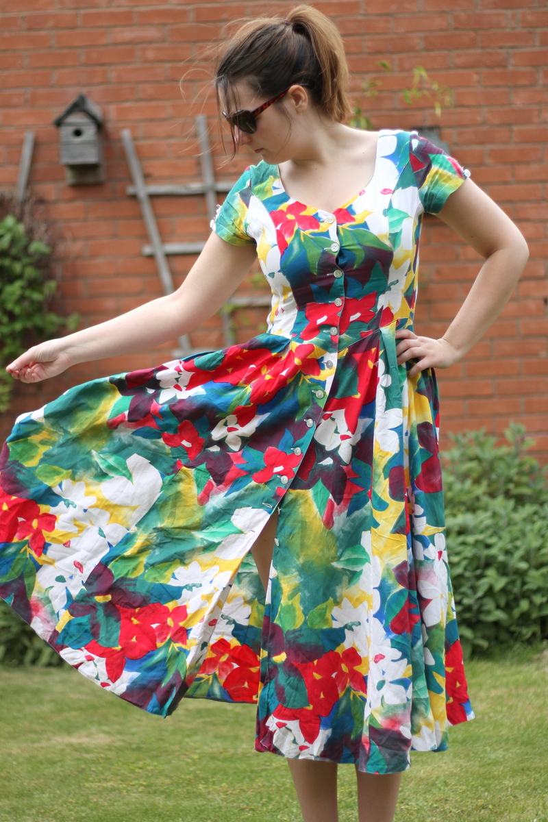 vintage floral dress with new look sandals