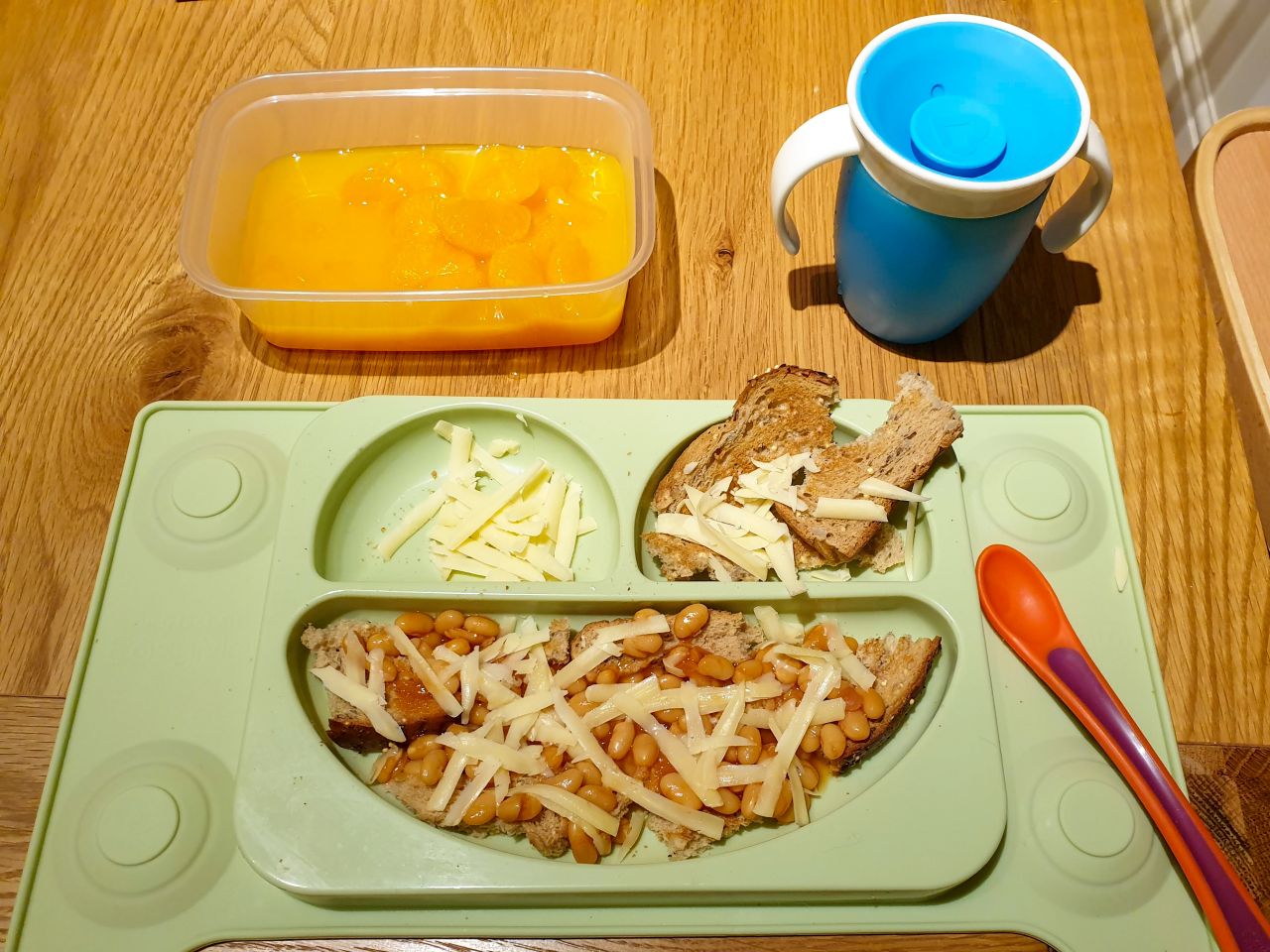 baby led weaning - cheesy beans on toast