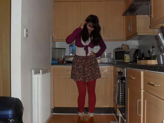 Floral skirt with pink tights