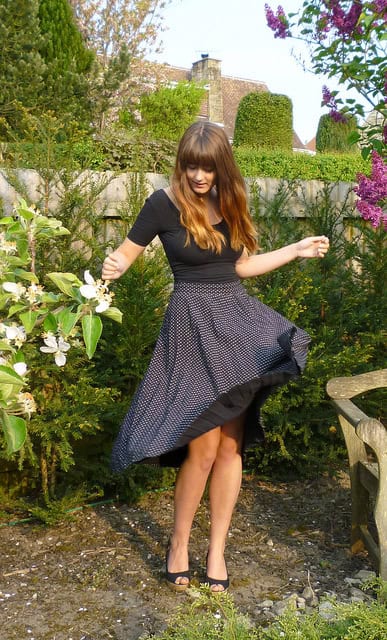 vintage polka dot midi skirt outfit