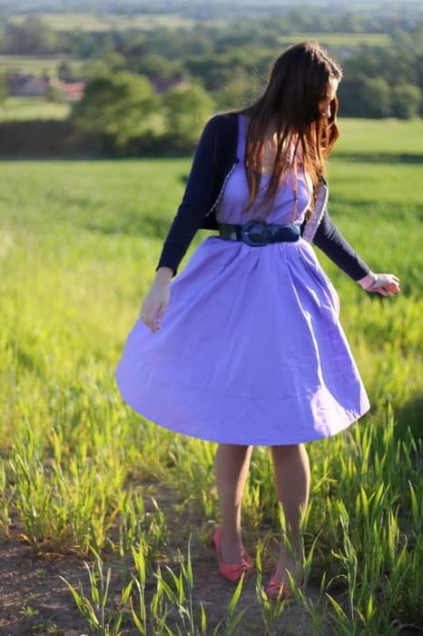 lilac midi dress outfit