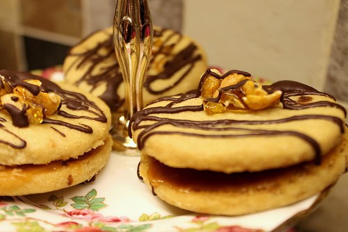 Salted Caramel Crunchy Peanut Biscuits