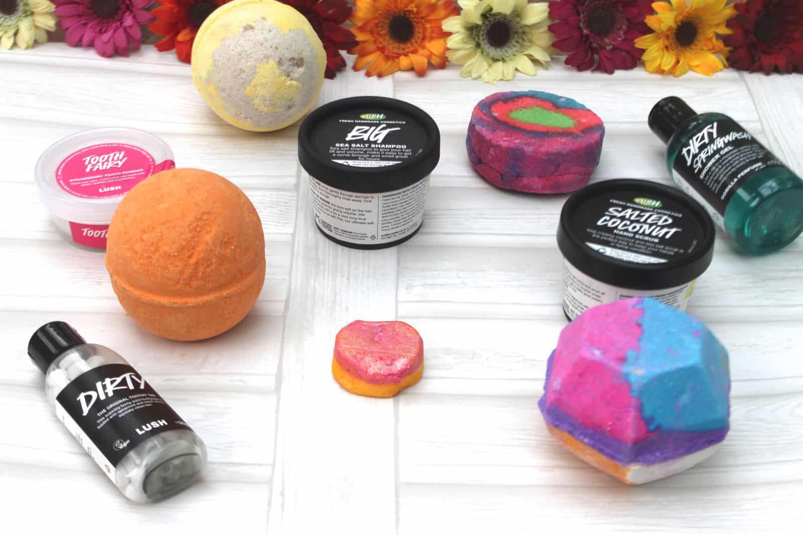 Lush Review Honey Bee Bath Bomb Rebel Angel