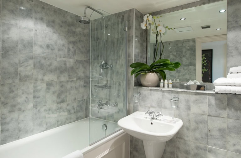 Budget Bathroom