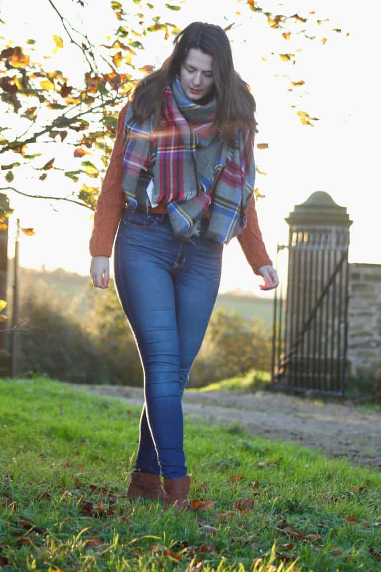 Cable knit orange jumper with jeans autumn outfit