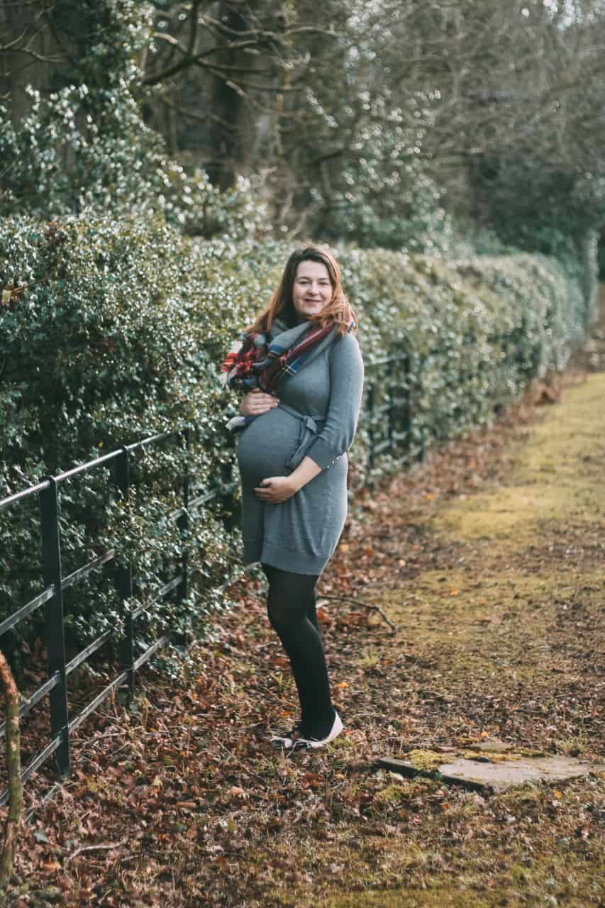 Maternity outfit H&M grey jumper dress